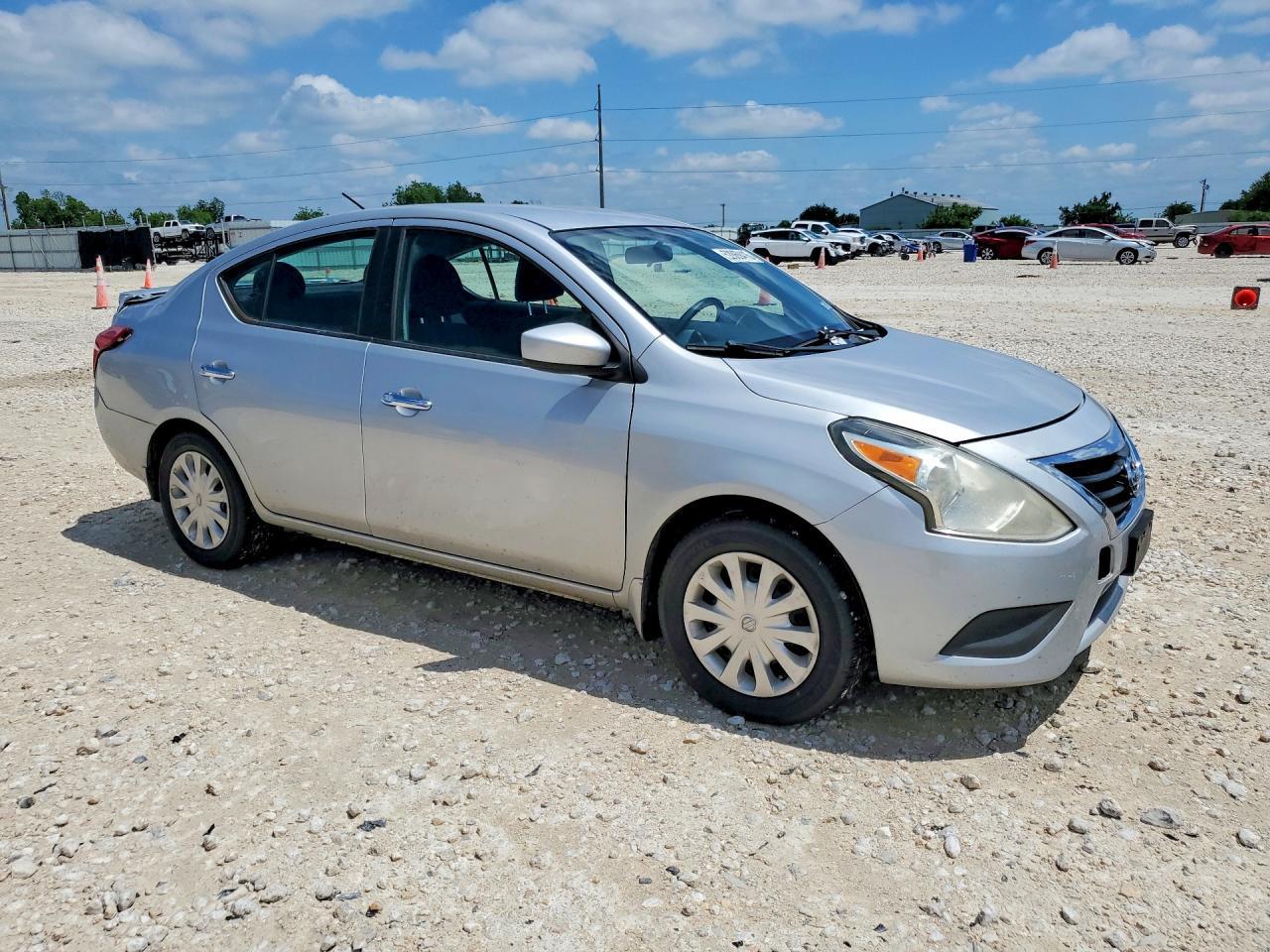 2015 Nissan Versa 1.6 Sv - Фото 4