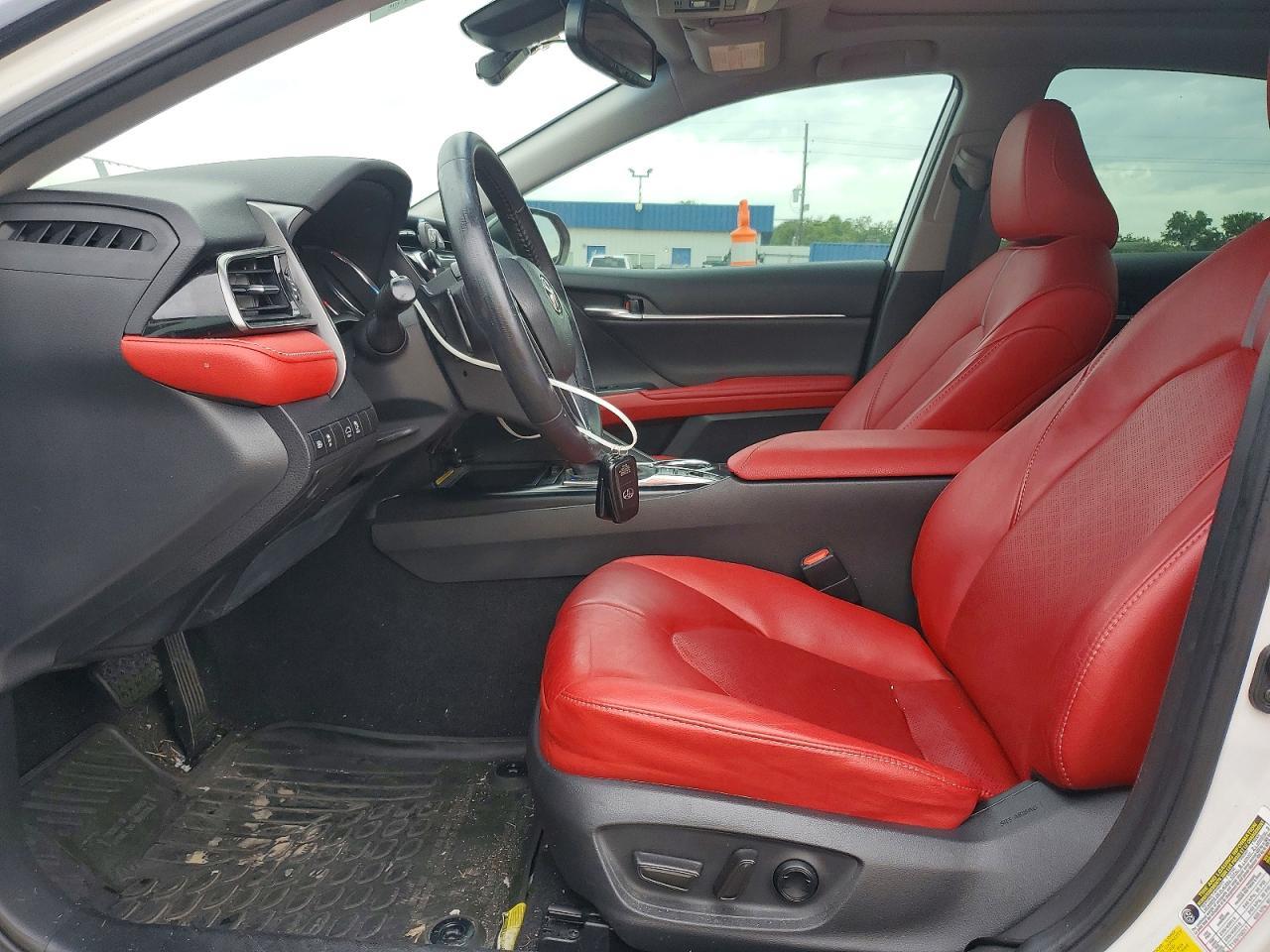 2020 Toyota Camry Xse - Фото 7