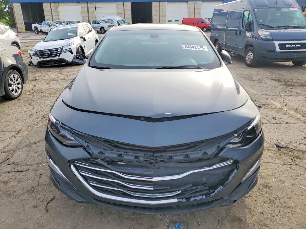 2021 Chevrolet Malibu Ls - Фото 5