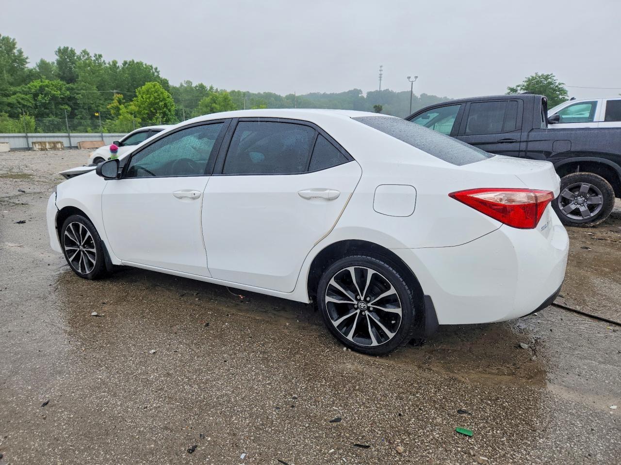 2018 Toyota Corolla L - Image 2