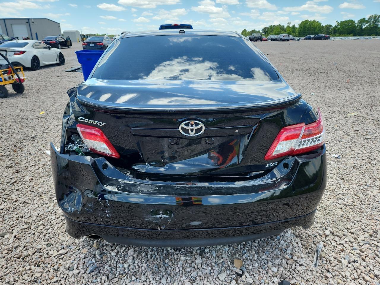 2010 Toyota Camry Se - Фото 6