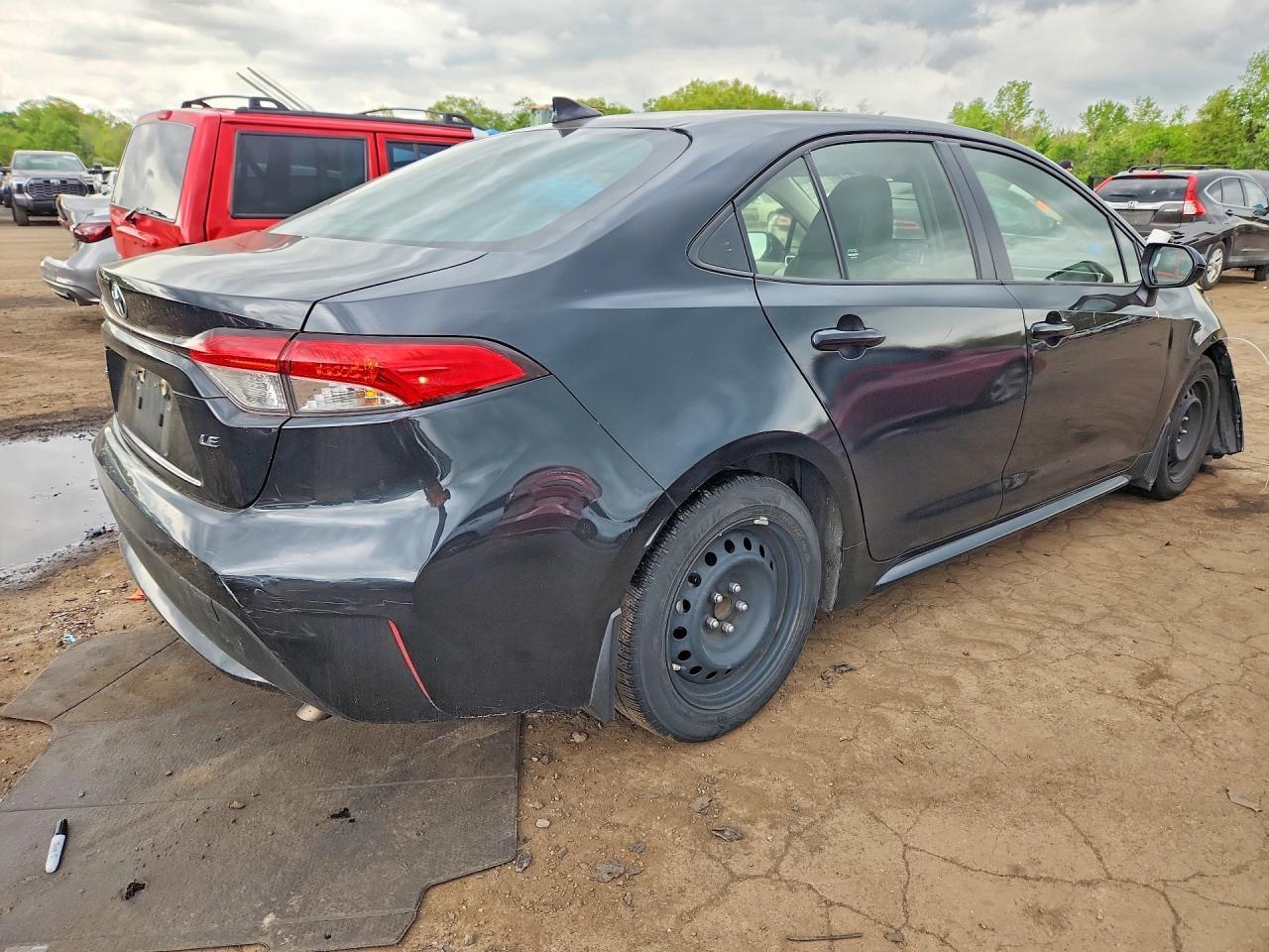 2022 Toyota Corolla Le - Фото 3
