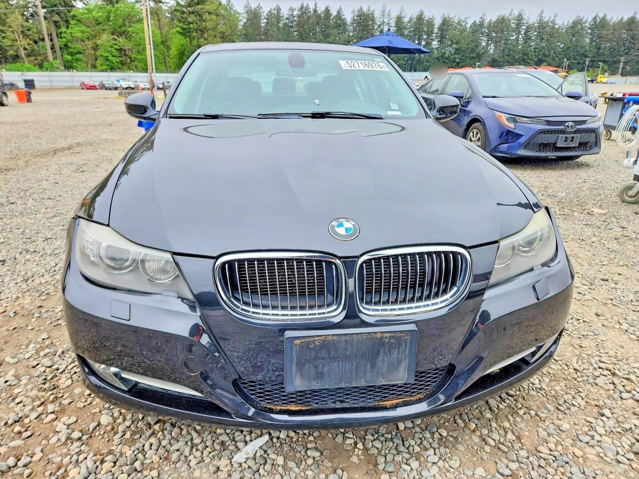 2011 BMW 335 Xi - Image 5