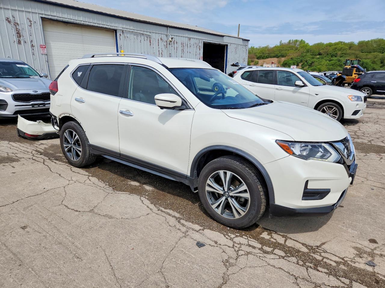 2020 Nissan Rogue Sv - Image 4