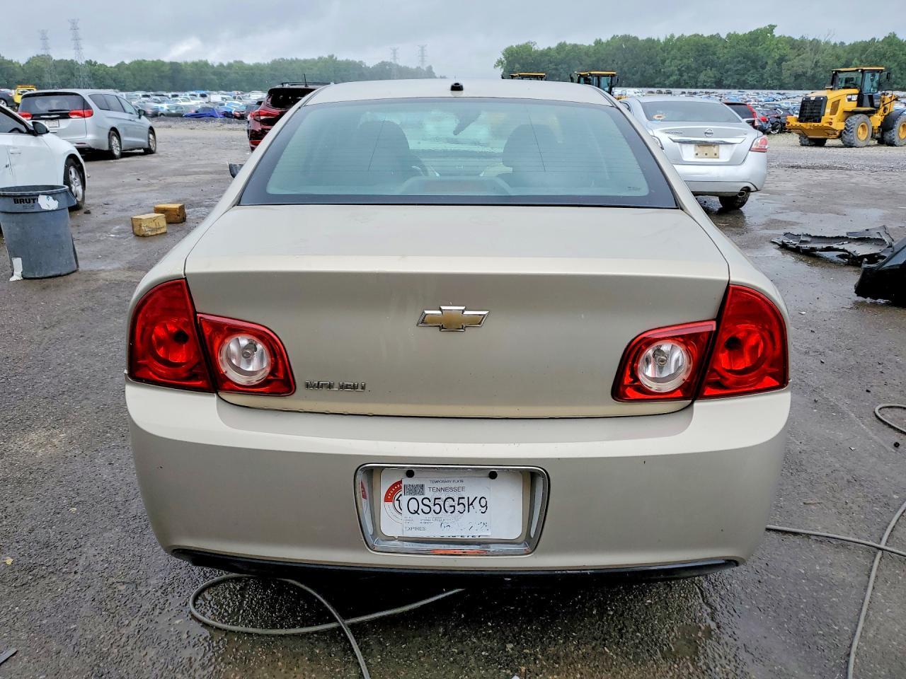2010 Chevrolet Malibu Ls - Фото 6