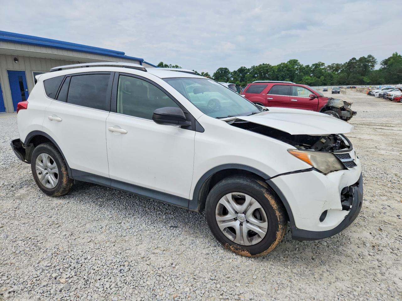 2015 Toyota Rav4 Le - Image 4