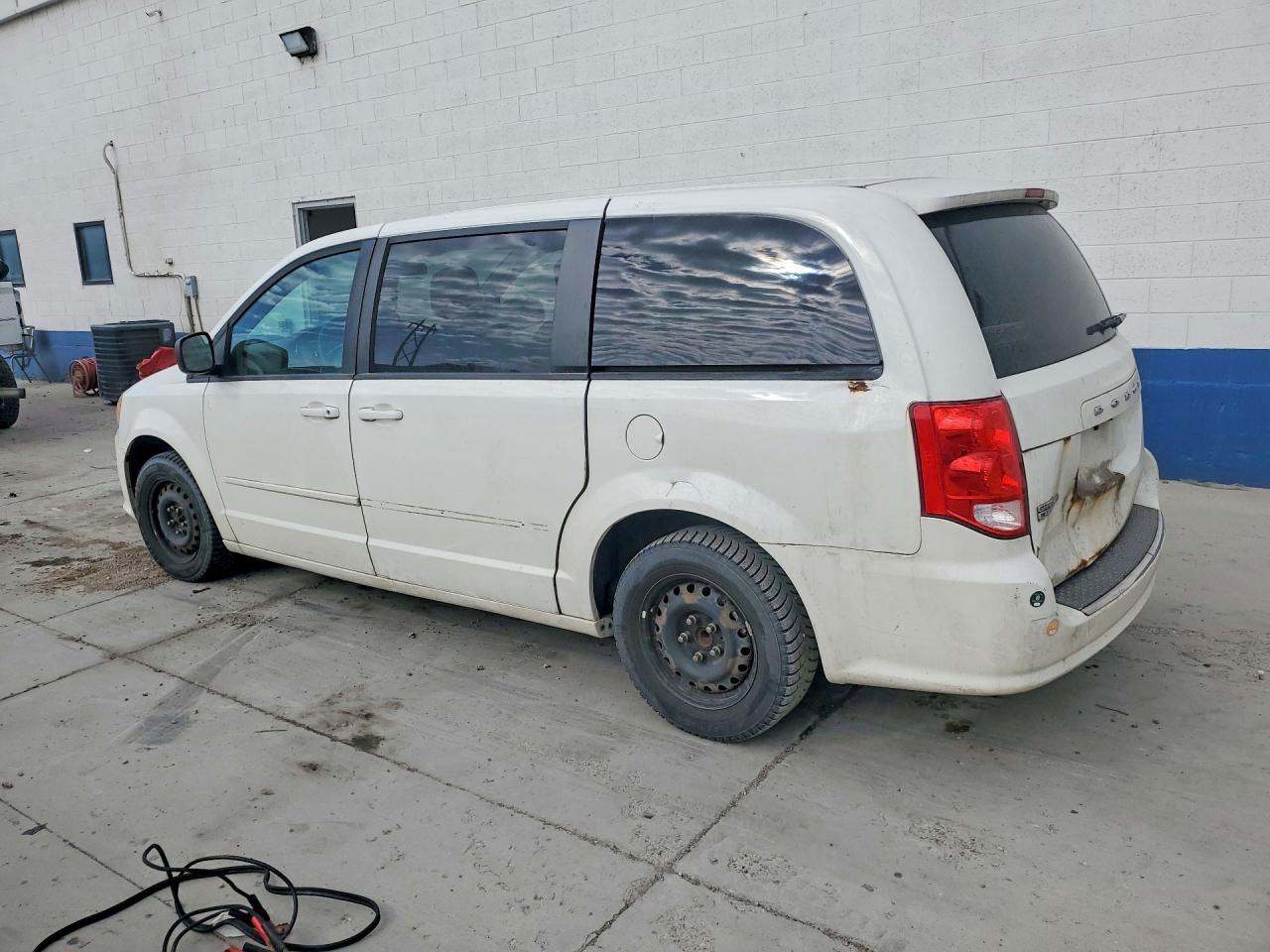 2012 Dodge Grand Caravan Se - Image 2
