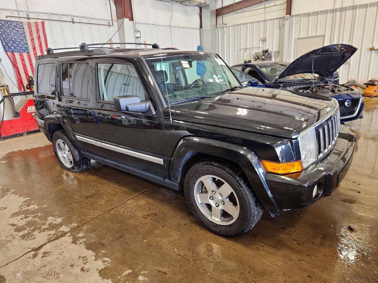 2010 Jeep Commander - Фото 4