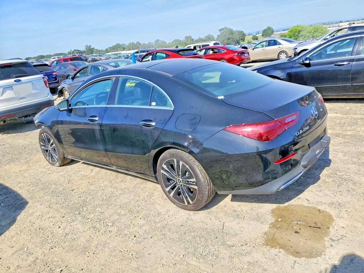 2025 Mercedes-Benz Cla 250 - Фото 2