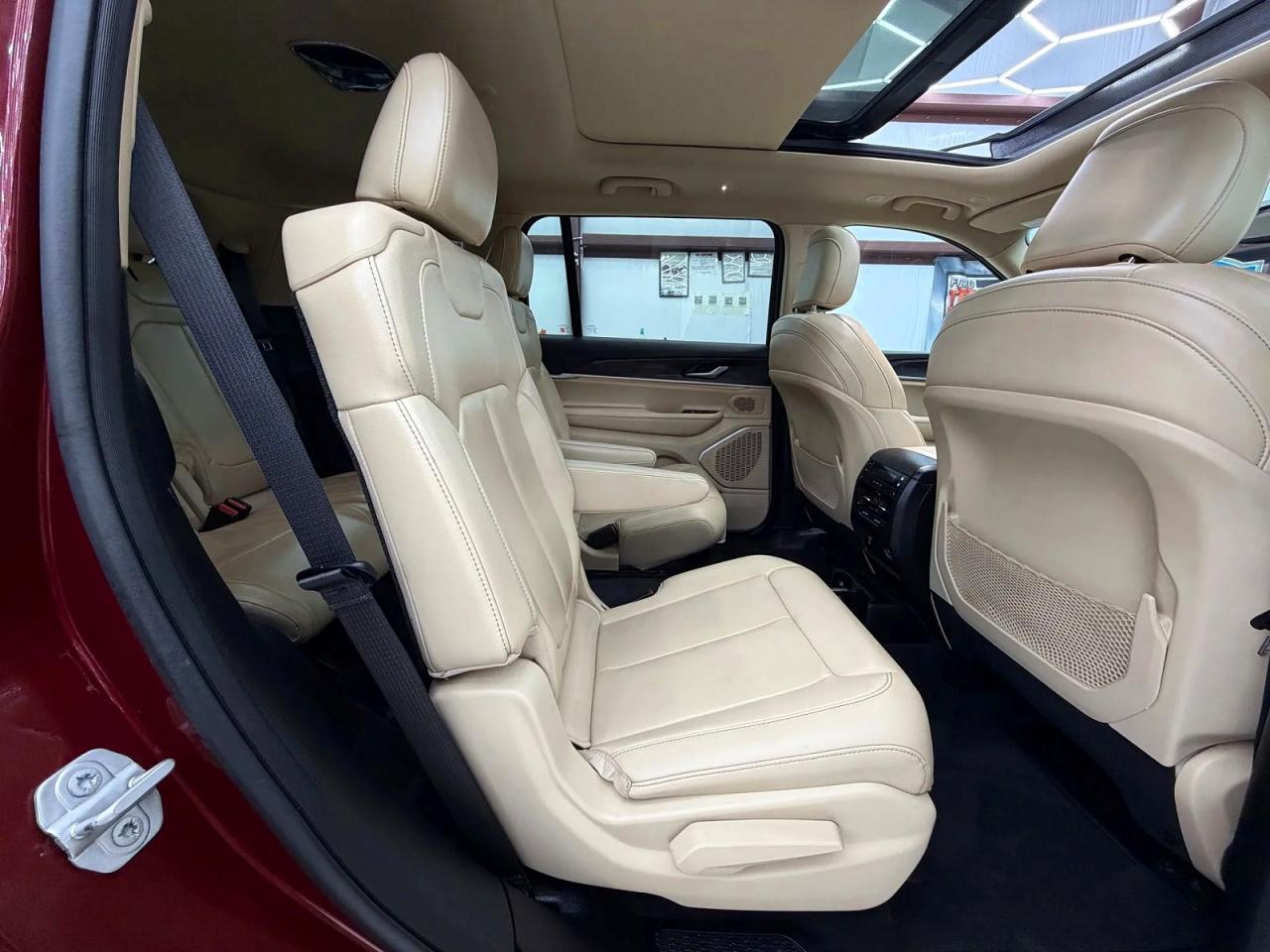 2021 Jeep Grand Cherokee L Limited - Фото 2