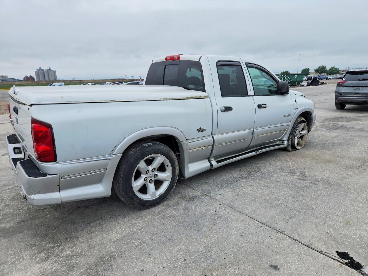 2008 Dodge Ram 1500 St - Фото 3