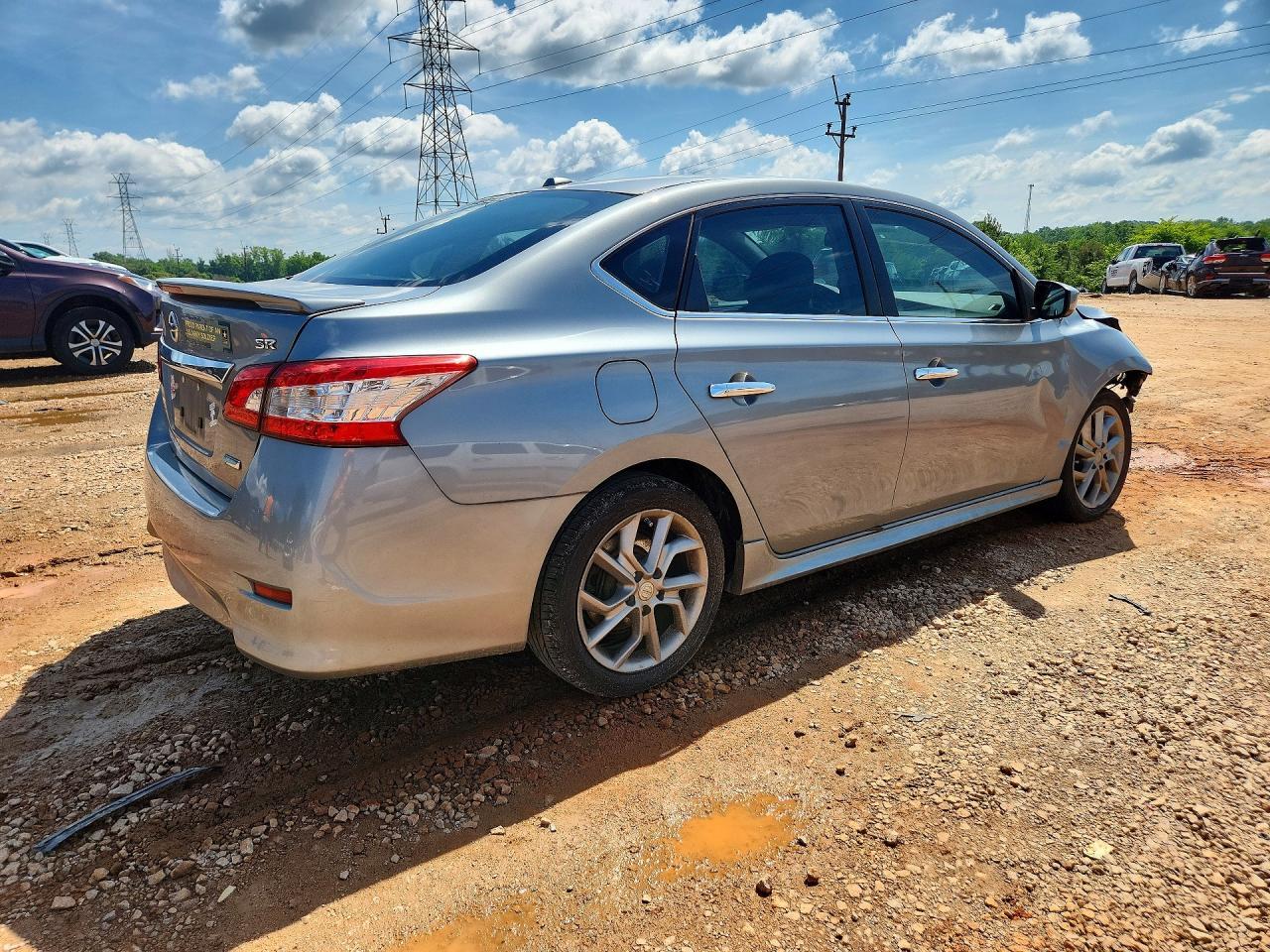 2014 Nissan Sentra Sr - Image 3