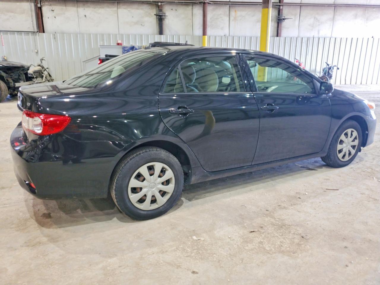 2011 Toyota Corolla Le - Image 3