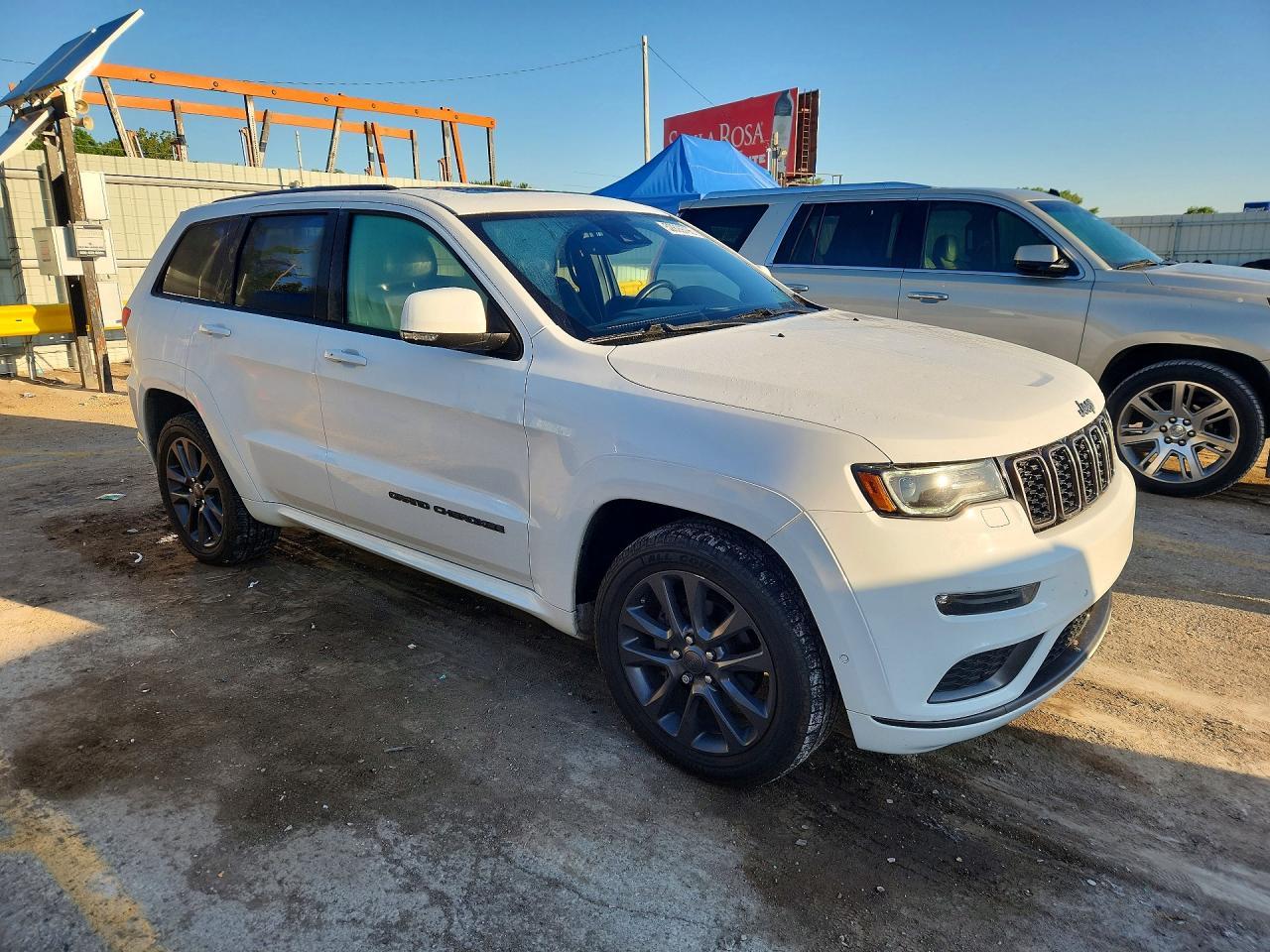 2018 Jeep Grand Cherokee Overland - Фото 4
