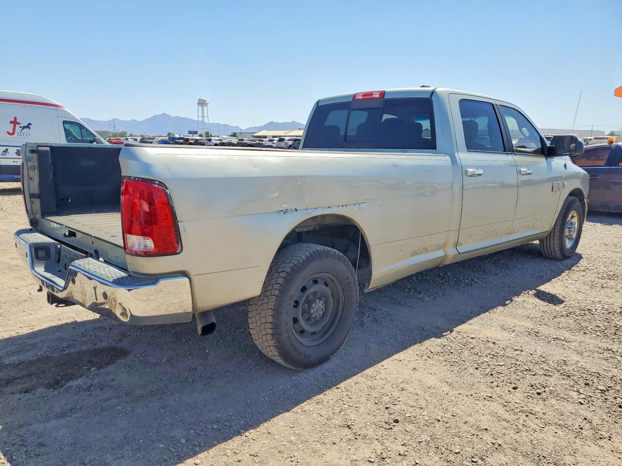 2010 Dodge Ram 3500 - Фото 3