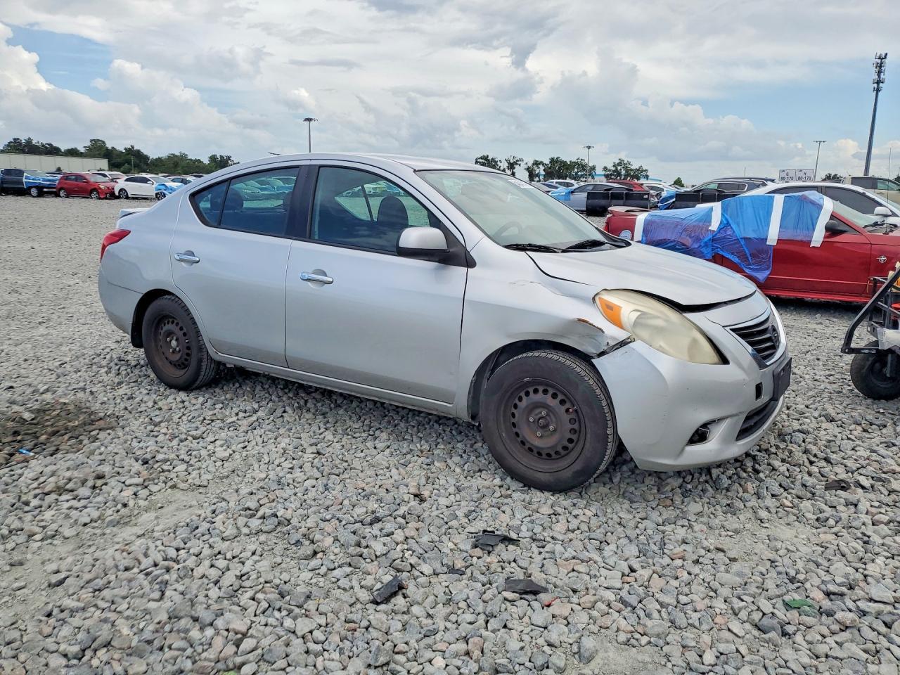 2014 Nissan Versa 1.6 Sv - Фото 4