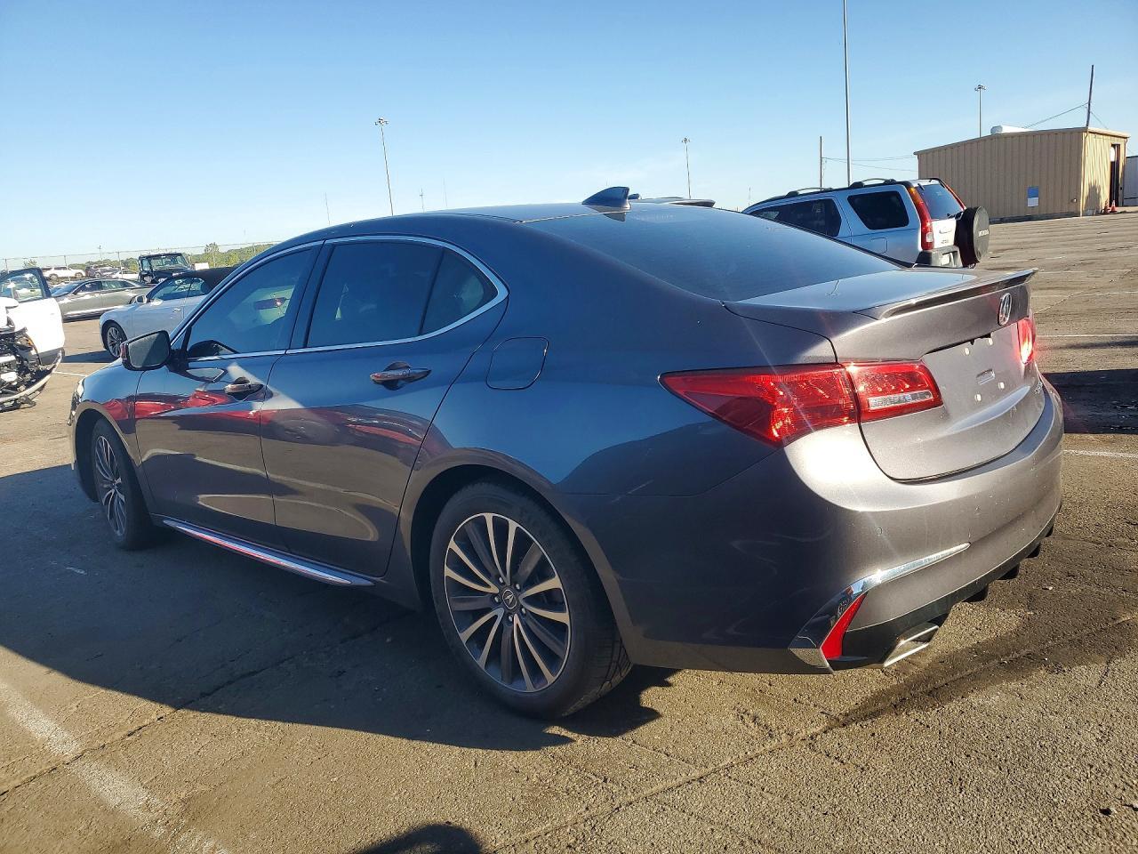 2018 Acura Tlx Advance - Фото 2