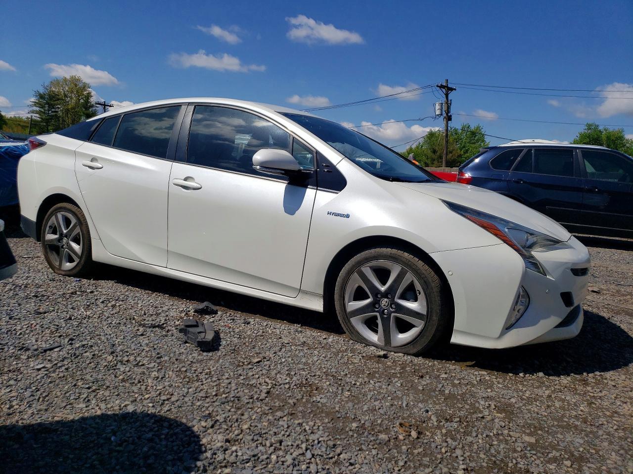 2017 Toyota Prius Four Touring - Фото 4