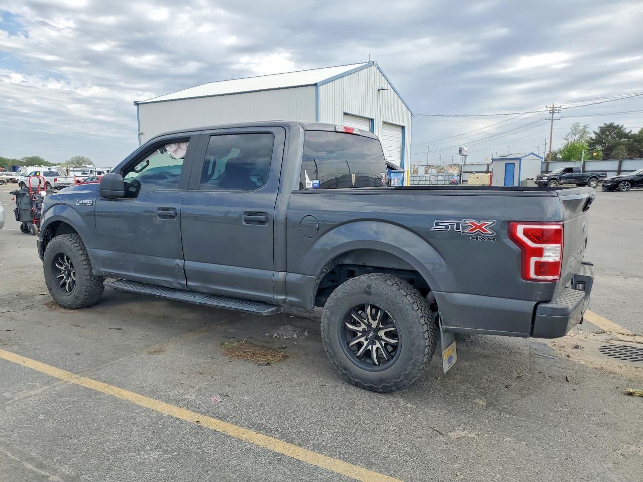 2020 Ford F150 - Фото 2