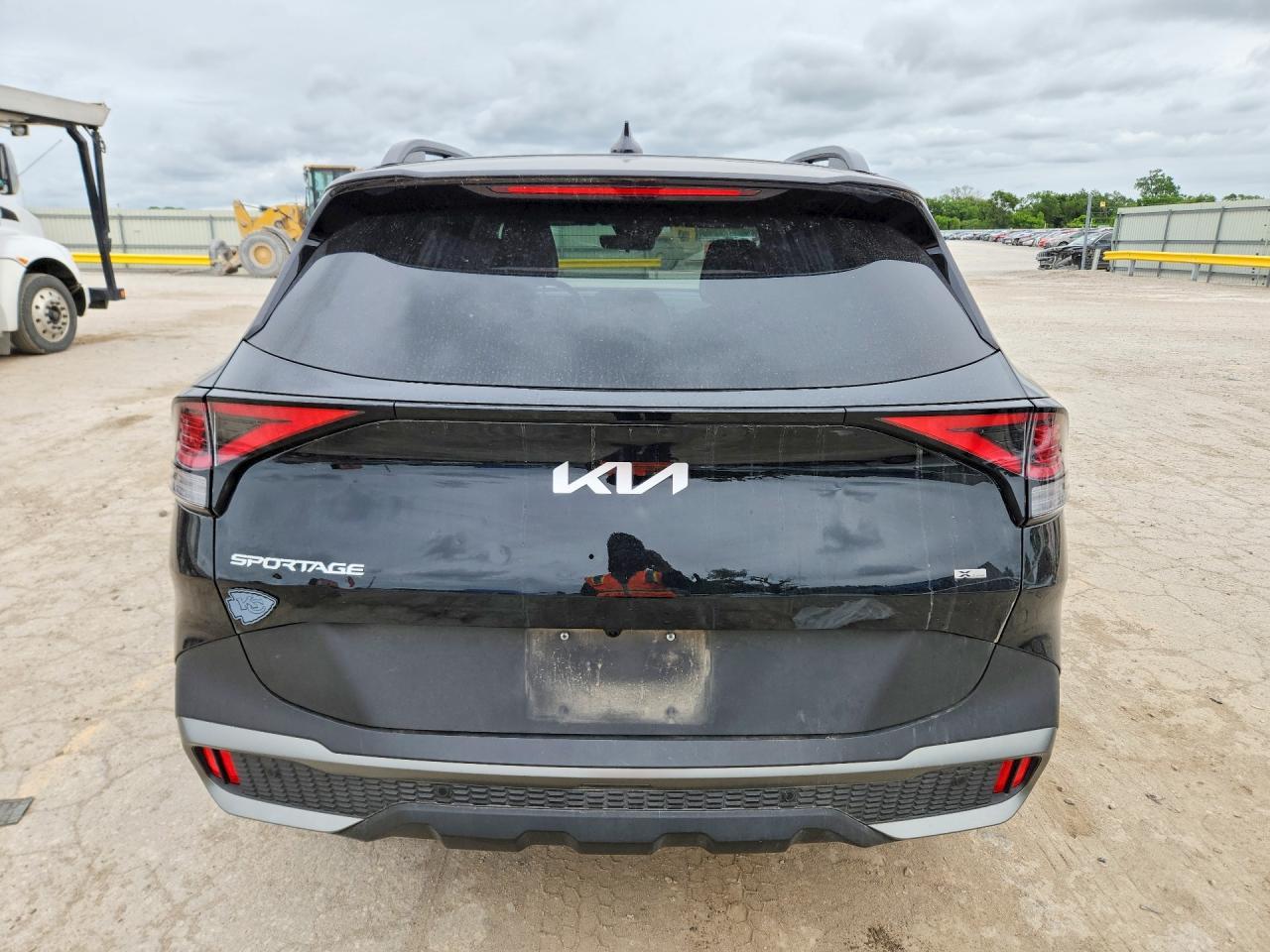 2024 Kia Sportage - Image 6
