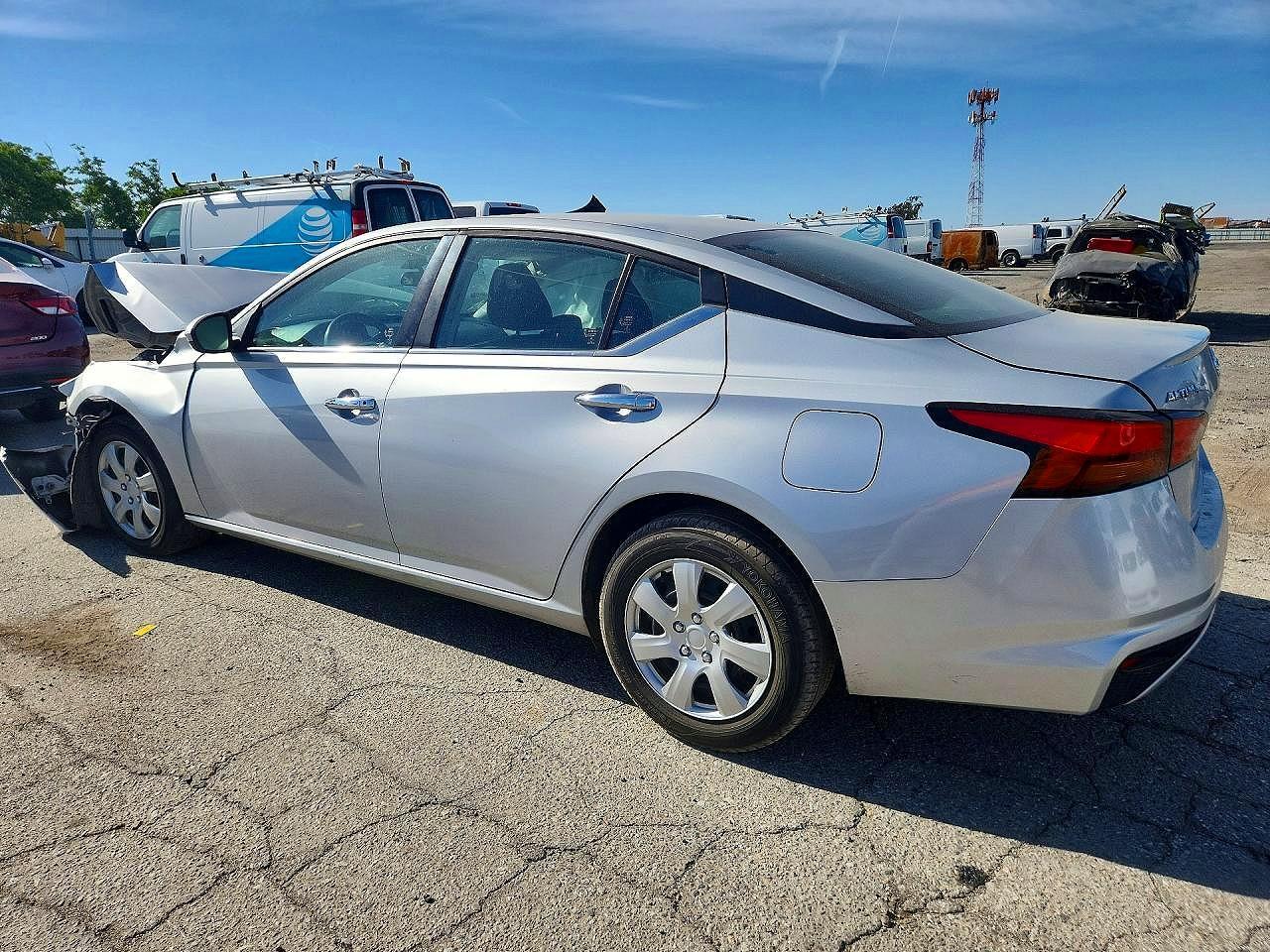 2021 Nissan Altima 2.5 S - Image 2