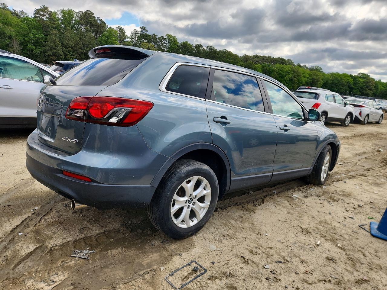 2013 Mazda Cx-9 Sport - Image 3
