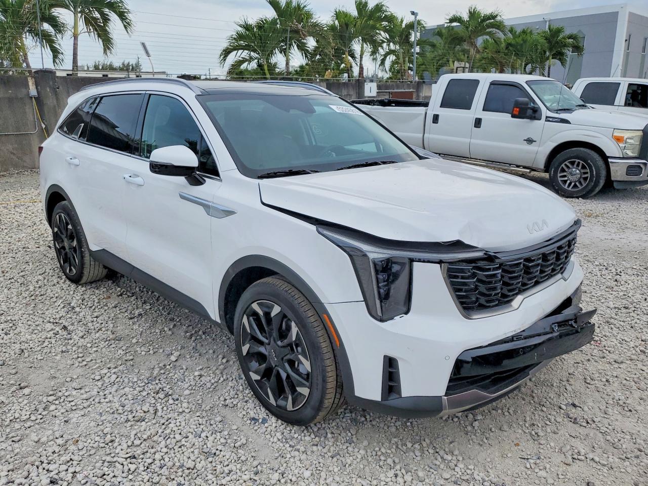 2025 Kia Sorento Ex - Image 4