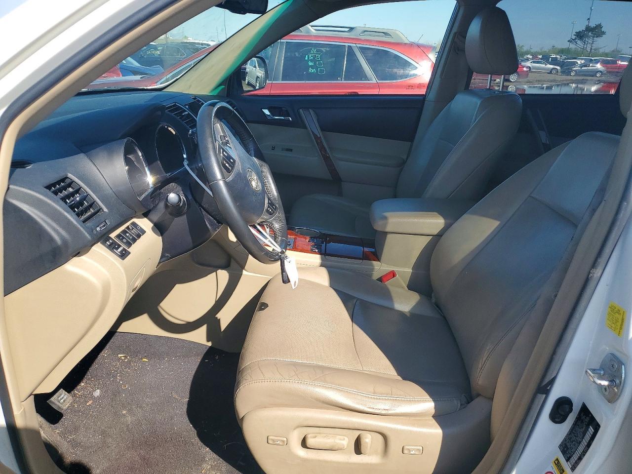 2011 Toyota Highlander Limited - Image 7