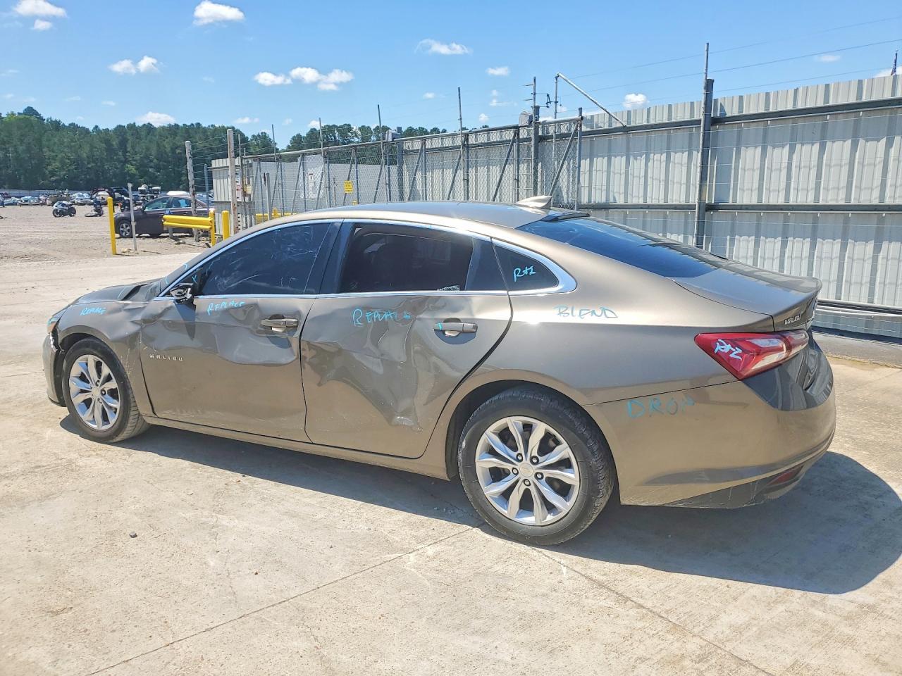 2020 Chevrolet Malibu Lt - Фото 2