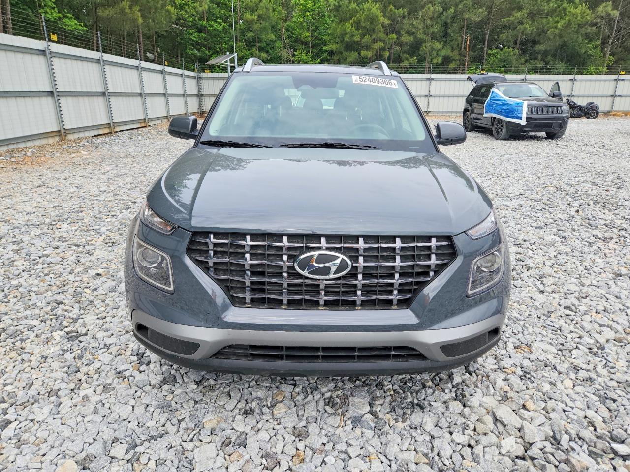 2026 Hyundai Venue Sel - Image 5
