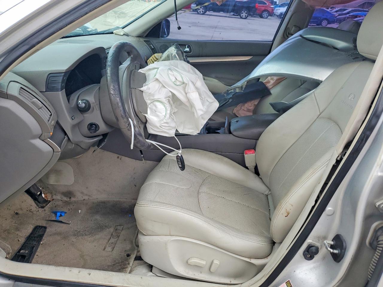 2011 Infiniti G37 Base - Фото 7