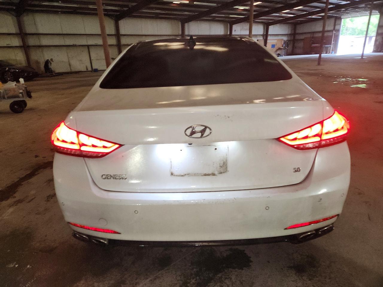 2015 Hyundai Genesis 5.0L - Фото 6