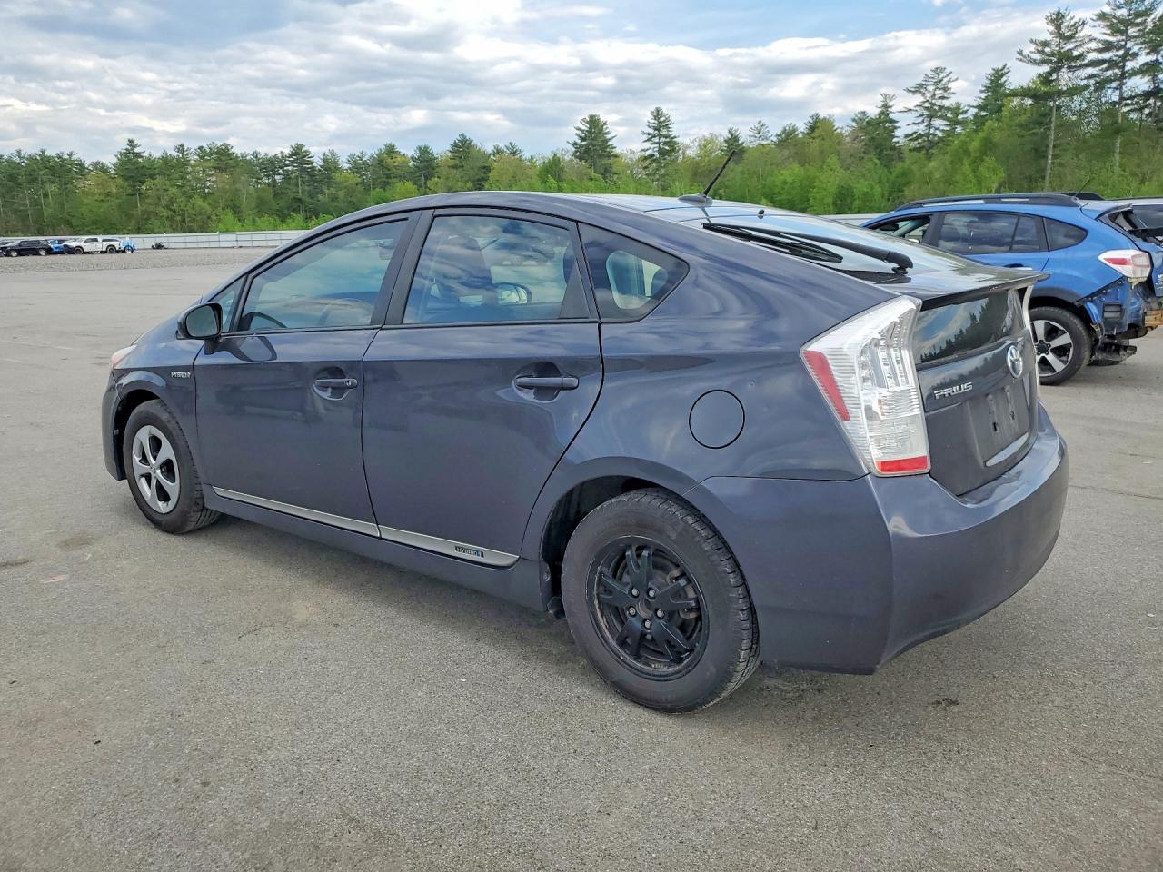 2010 Toyota Prius Ii - Фото 2