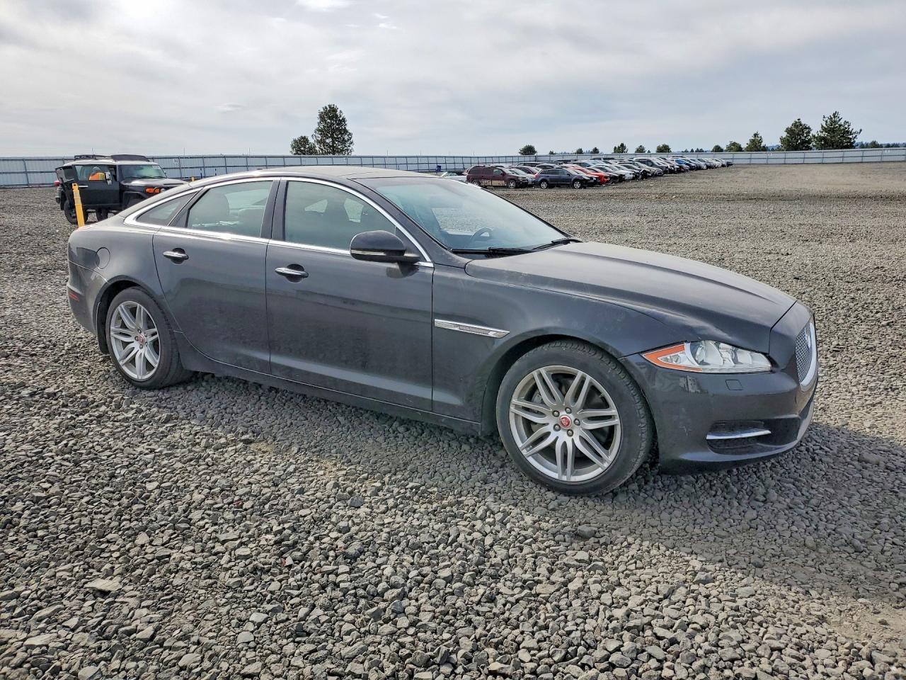 2015 Jaguar Xj - Фото 4