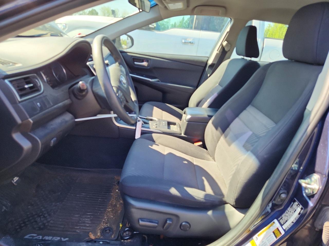 2016 Toyota Camry Hybrid Le - Фото 7