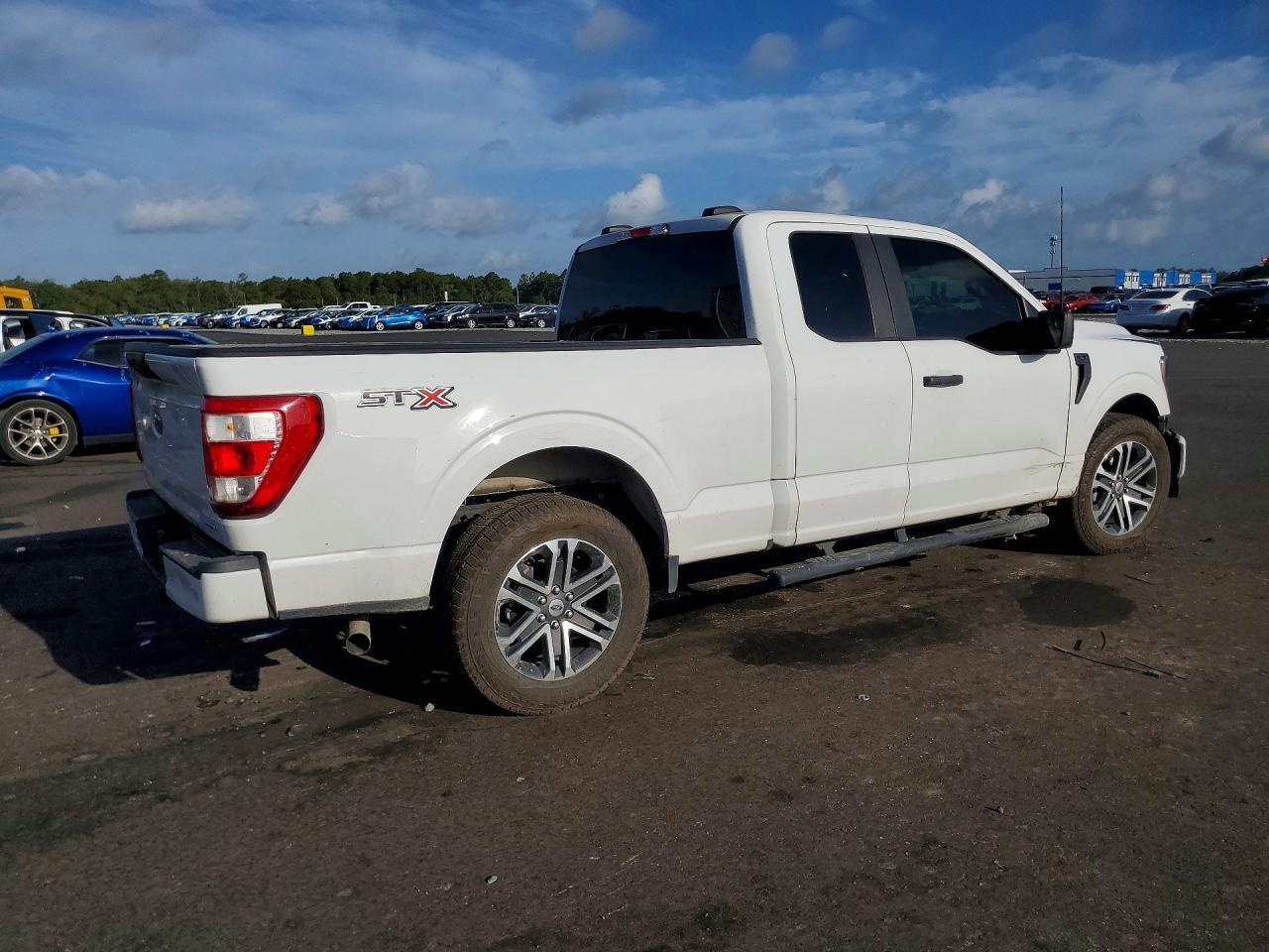 2023 Ford F150 Super Cab - Image 3