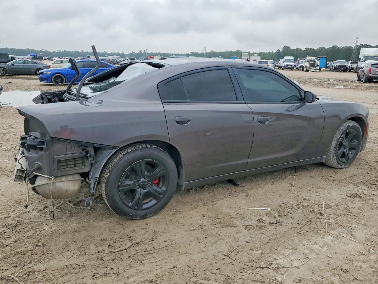 2021 Dodge Charger Sxt - Фото 3