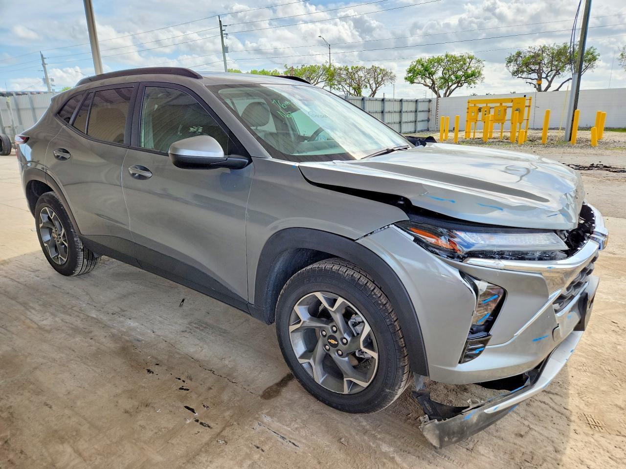 2025 Chevrolet Trax 1Lt - Image 4