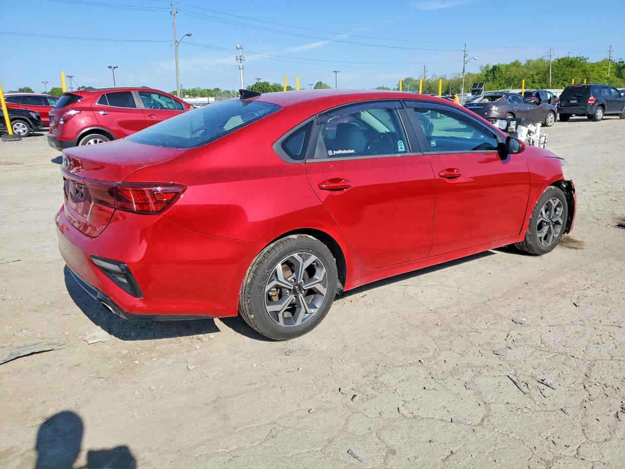 2021 Kia Forte Lxs - Image 3