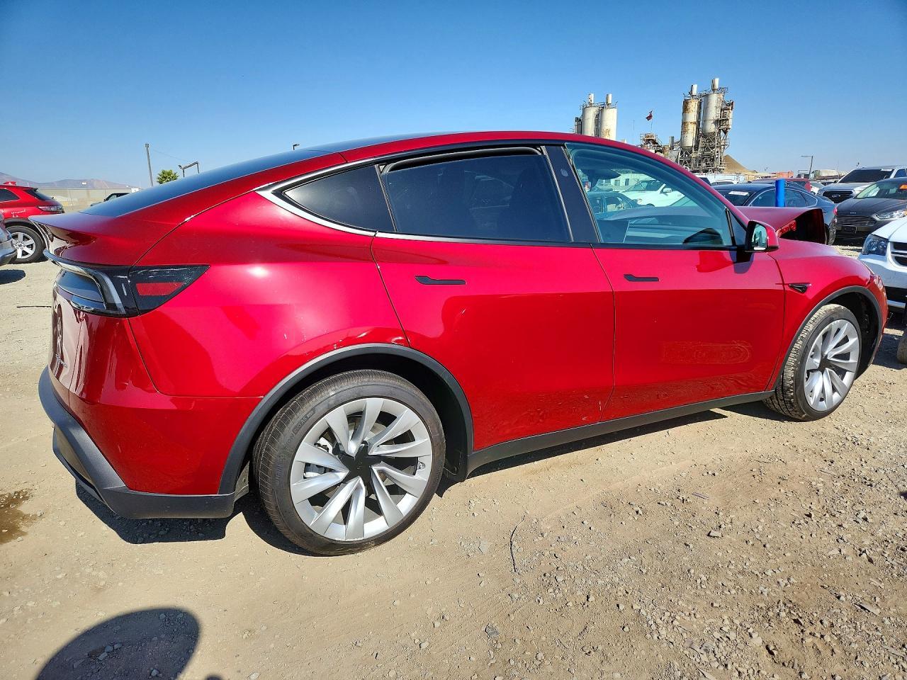 2026 Tesla Model Y - Image 3