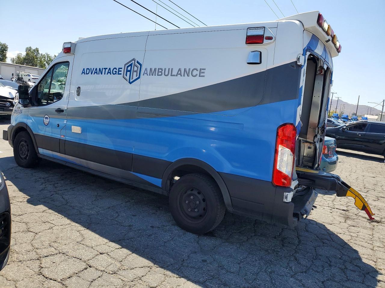 2023 Ford Transit T-250 - Фото 2