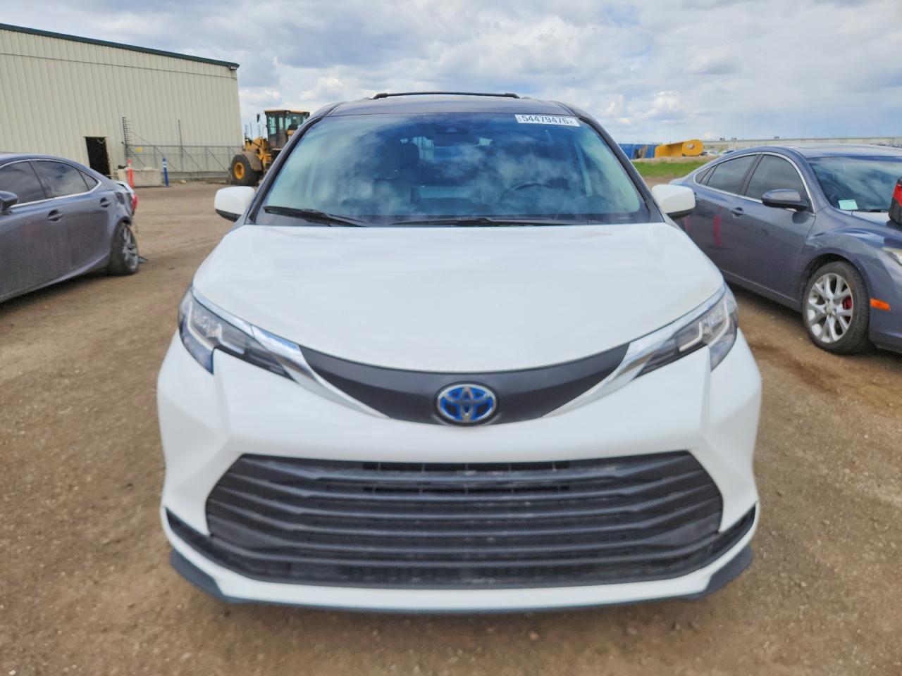 2022 Toyota Sienna - Фото 5