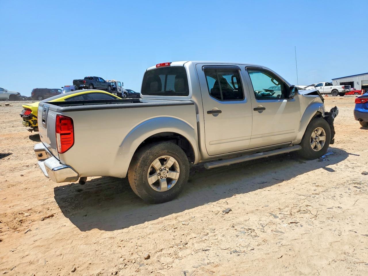 2012 Nissan Frontier S - Image 3
