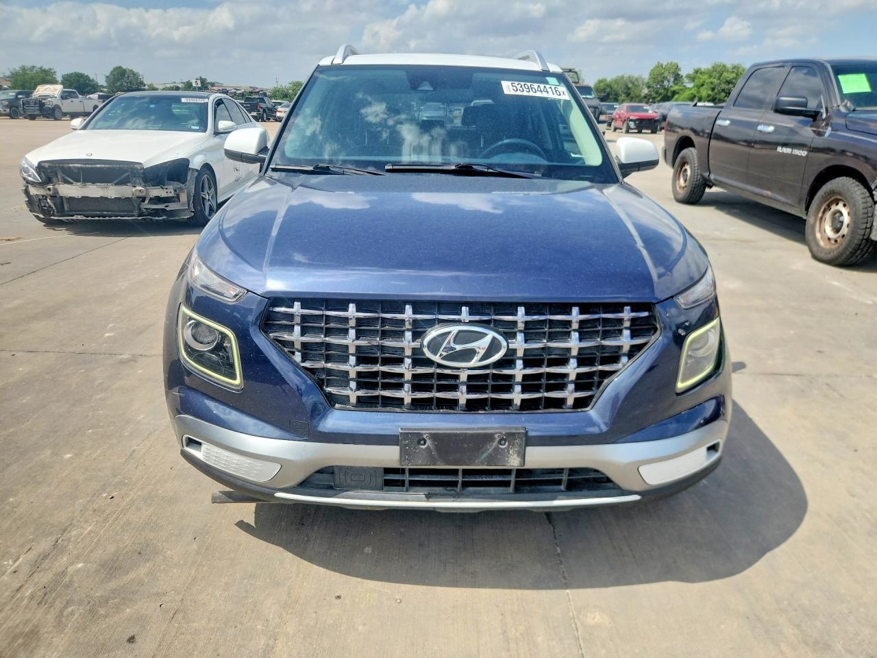 2022 Hyundai Venue Limited - Фото 5