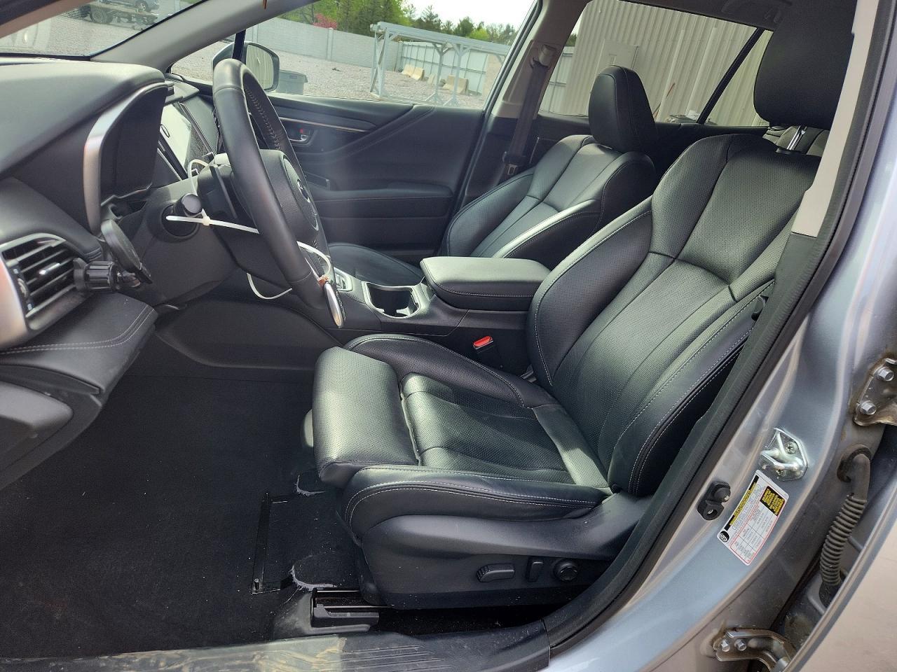 2024 Subaru Outback Touring - Image 7