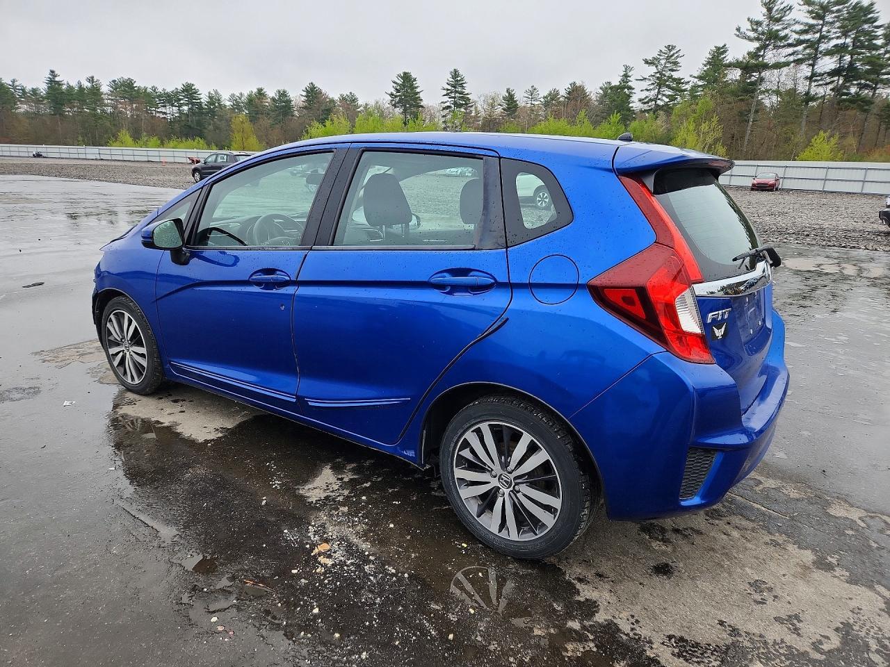 2015 Honda Fit Ex - Image 2