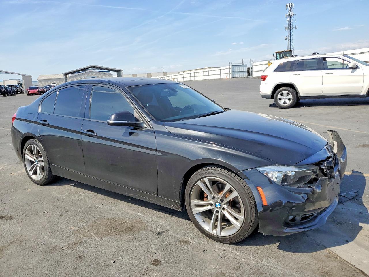 2016 BMW 328 I Sulev - Image 4