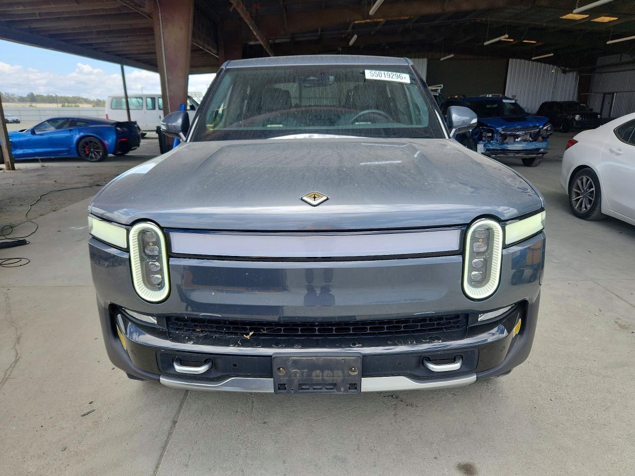 2022 Rivian R1T Adventure - Image 5