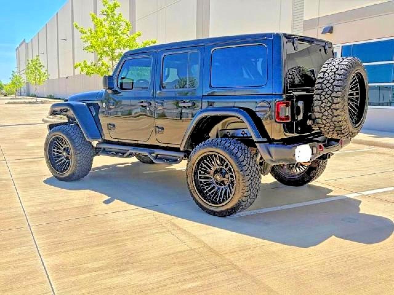 2018 Jeep Wrangler Unlimited Sport - Image 3