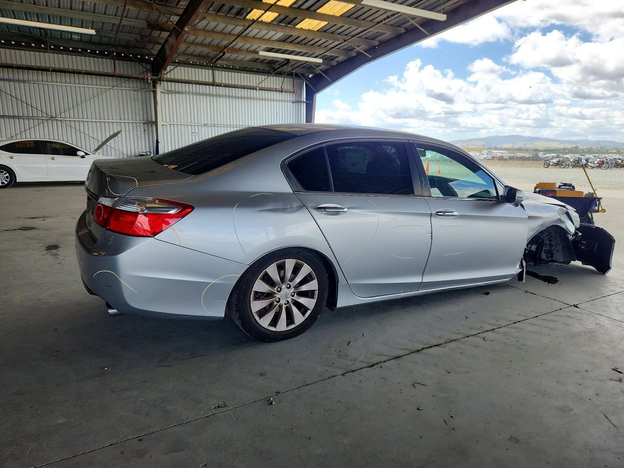 2015 Honda Accord Ex - Image 3